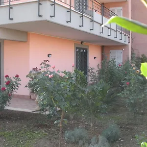  Bed & Breakfast Flores Italia